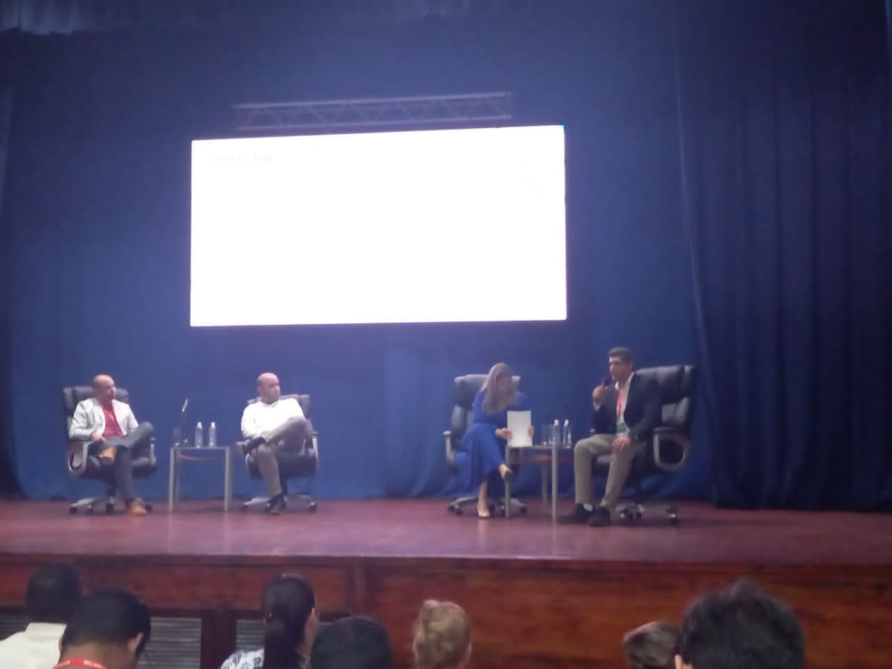 Directivos de EMSI FARMA Y DOFLEINI Directivos de EMSI FARMA Y DOFLEINI