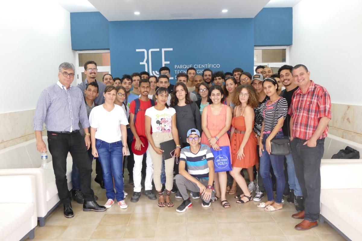 día 1 Campamento de Innovación de la Segunda edición del concurso Mi Idea 3CE